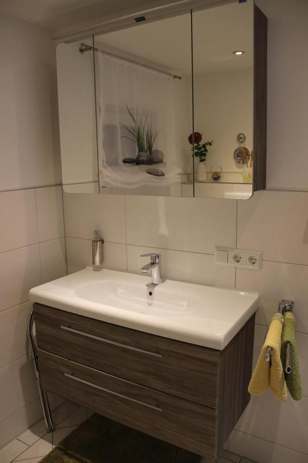 Haus Janssen-Wehrle Apartment Titisee-Neustadt Luaran gambar